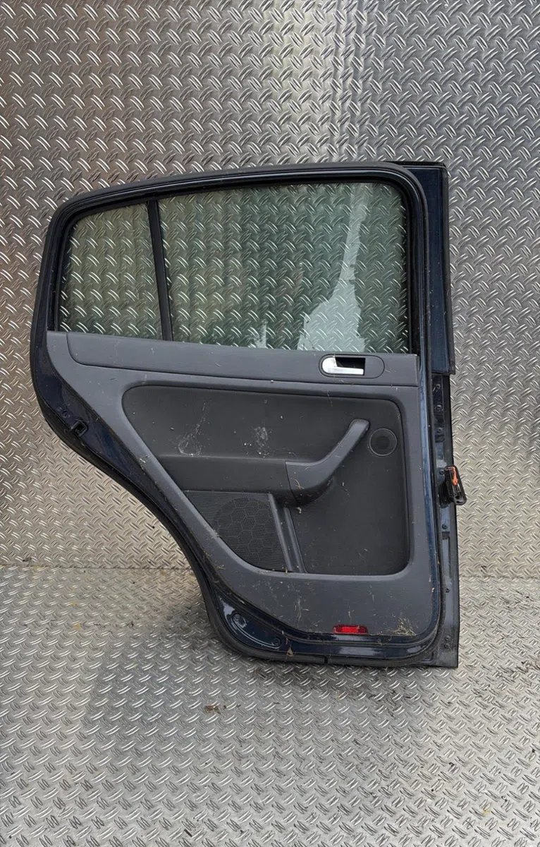 Porte arrière gauche Volkswagen GOLF PLUS V (5M1, 521) 1.4 tsi (2006-2008) occasion