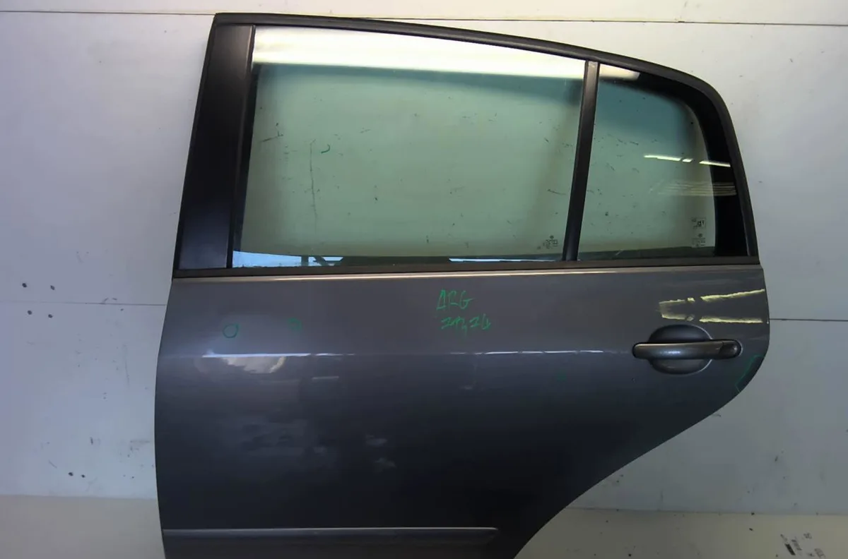 Porte arrière gauche Volkswagen GOLF PLUS V (5M1, 521) 1.6 tdi (2009-2013) 5 portes occasion