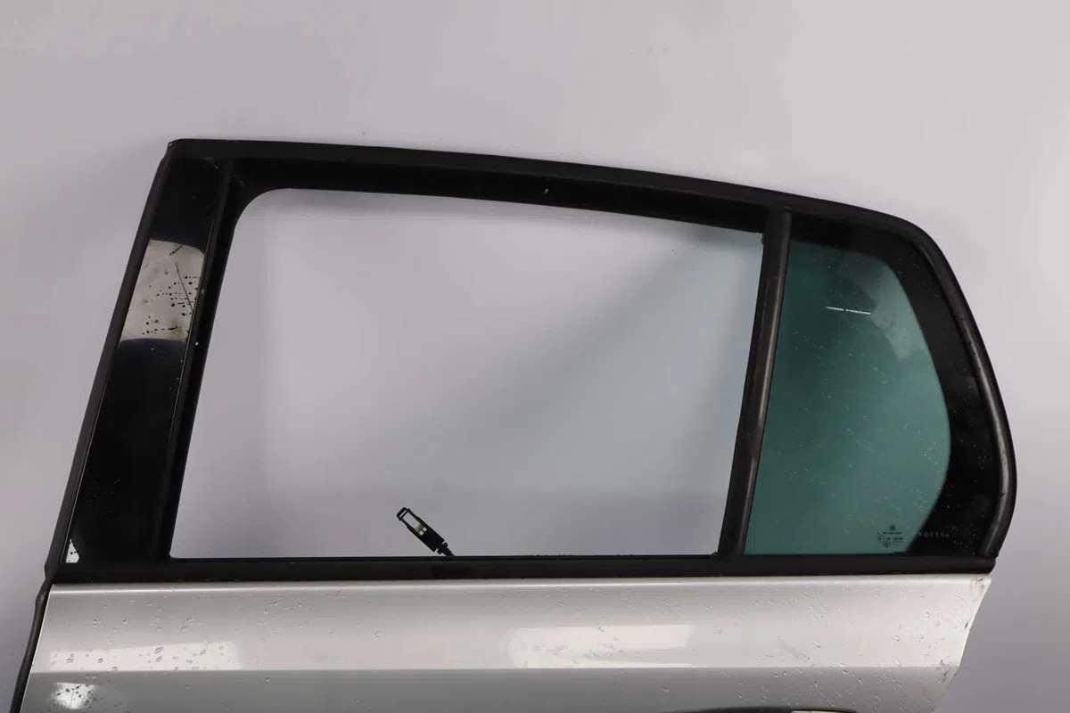 Porte arrière gauche Volkswagen GOLF VI (5K1) 2.0 tdi 4motion (2009-2012) occasion