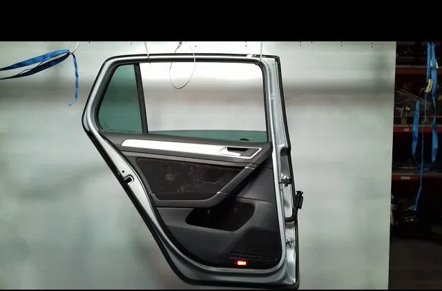 Porte arrière gauche Volkswagen GOLF VII (5G1, BQ1, BE1, BE2) 1.6 tdi (2012-2017) occasion