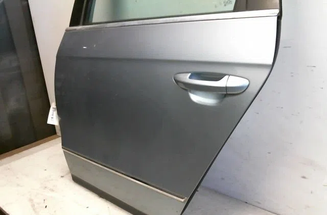 Porte arrière gauche Volkswagen PASSAT B6 Variant (3C5) 2.0 tdi 16v (2005-2010) 5 portes occasion