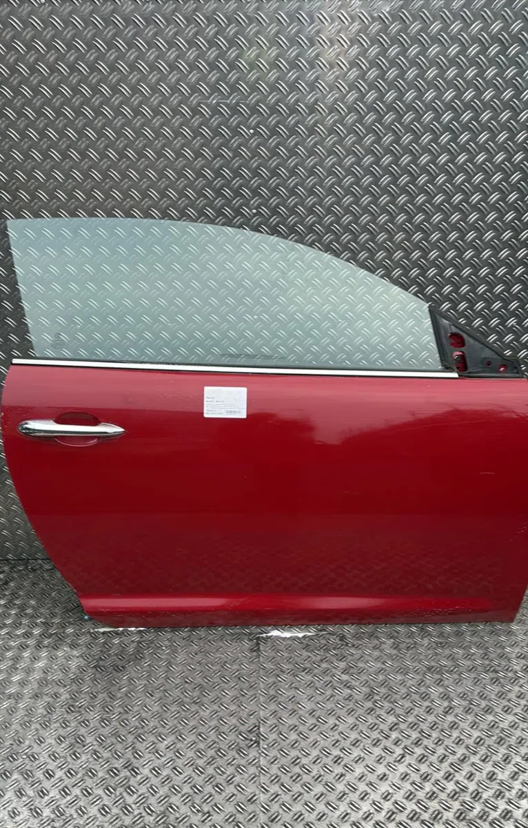 Porte avant droite Alfa romeo MITO (955_) 1.4 (955axb1b) (2008-2013) occasion
