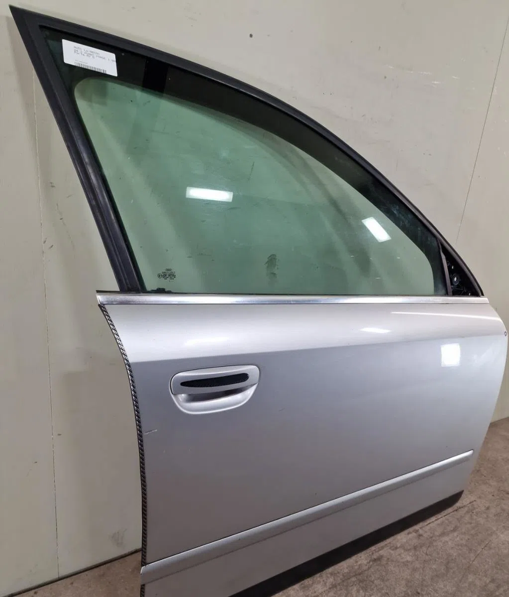 Porte avant droite AUDI A4 2  A4 2 AVANT PHASE 1 BREAK occasion