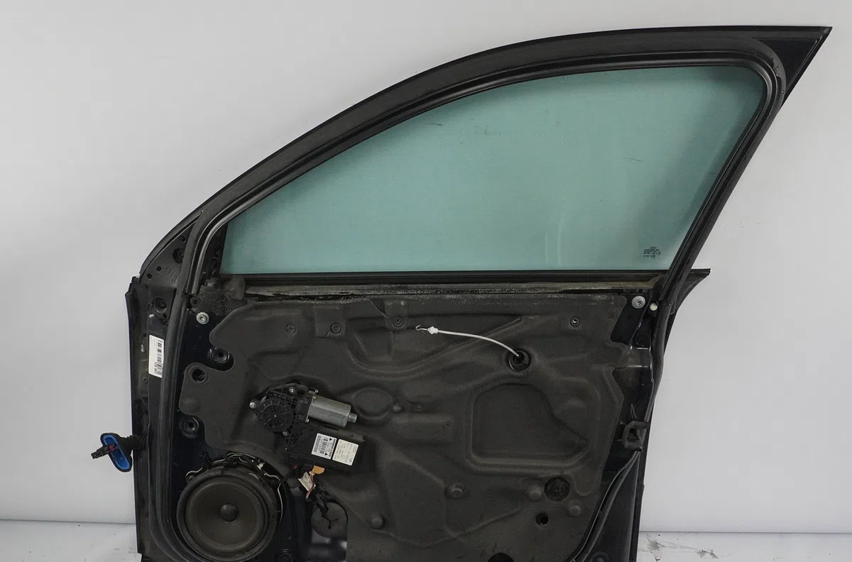 Porte avant droite Audi A4 B6 (8E2) 2.5 tdi quattro (2000-2004) occasion
