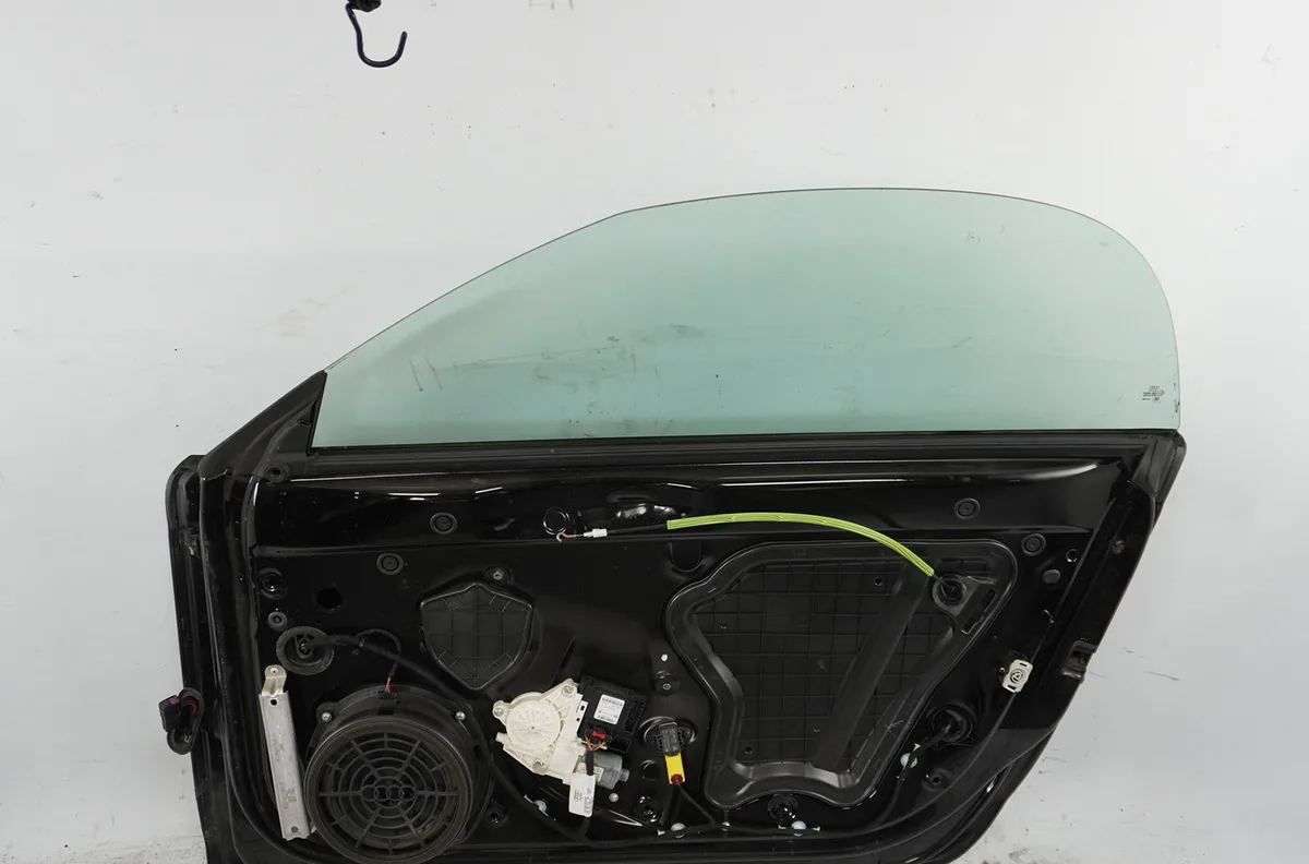 Porte avant droite Audi TT Roadster (8J9) 2.0 tfsi (2010-2014) occasion