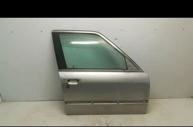 Porte avant droite B.M.W. SERIE 3 II 1986 occasion