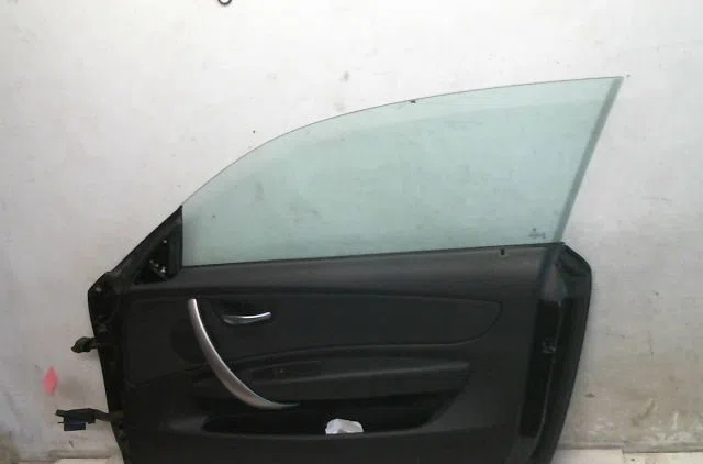 Porte avant droite Bmw 1 (E81) 118 d (2006-2011) 3 portes occasion