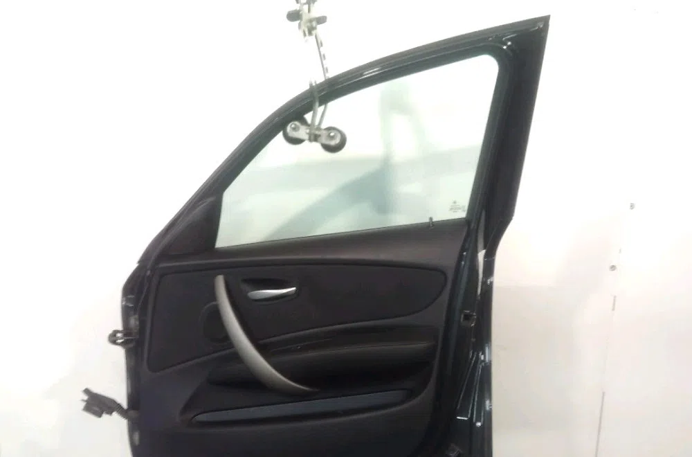 Porte avant droite Bmw 1 (E87) 116 i (2004-2011) occasion