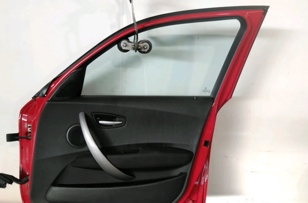 Porte avant droite Bmw 1 (E87) 120 i (2004-2007) occasion