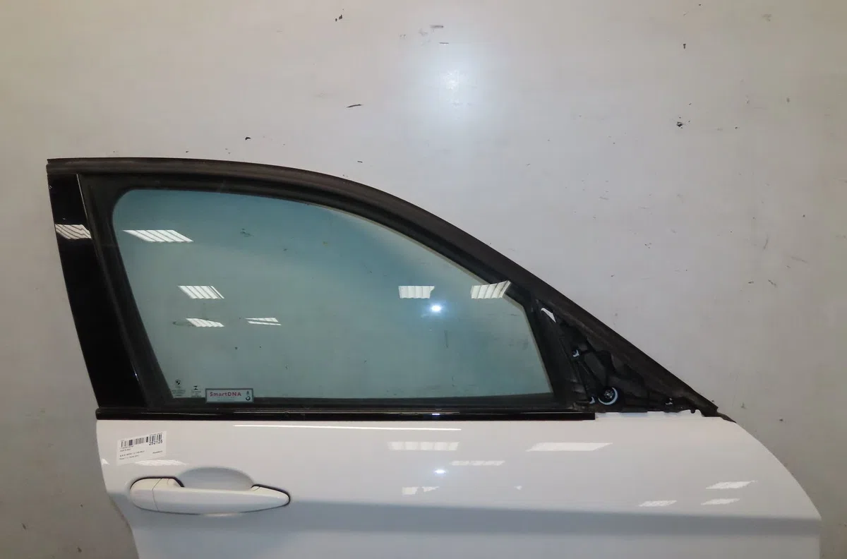 Porte avant droite Bmw 1 (F20) 114 d (2012-2015) occasion