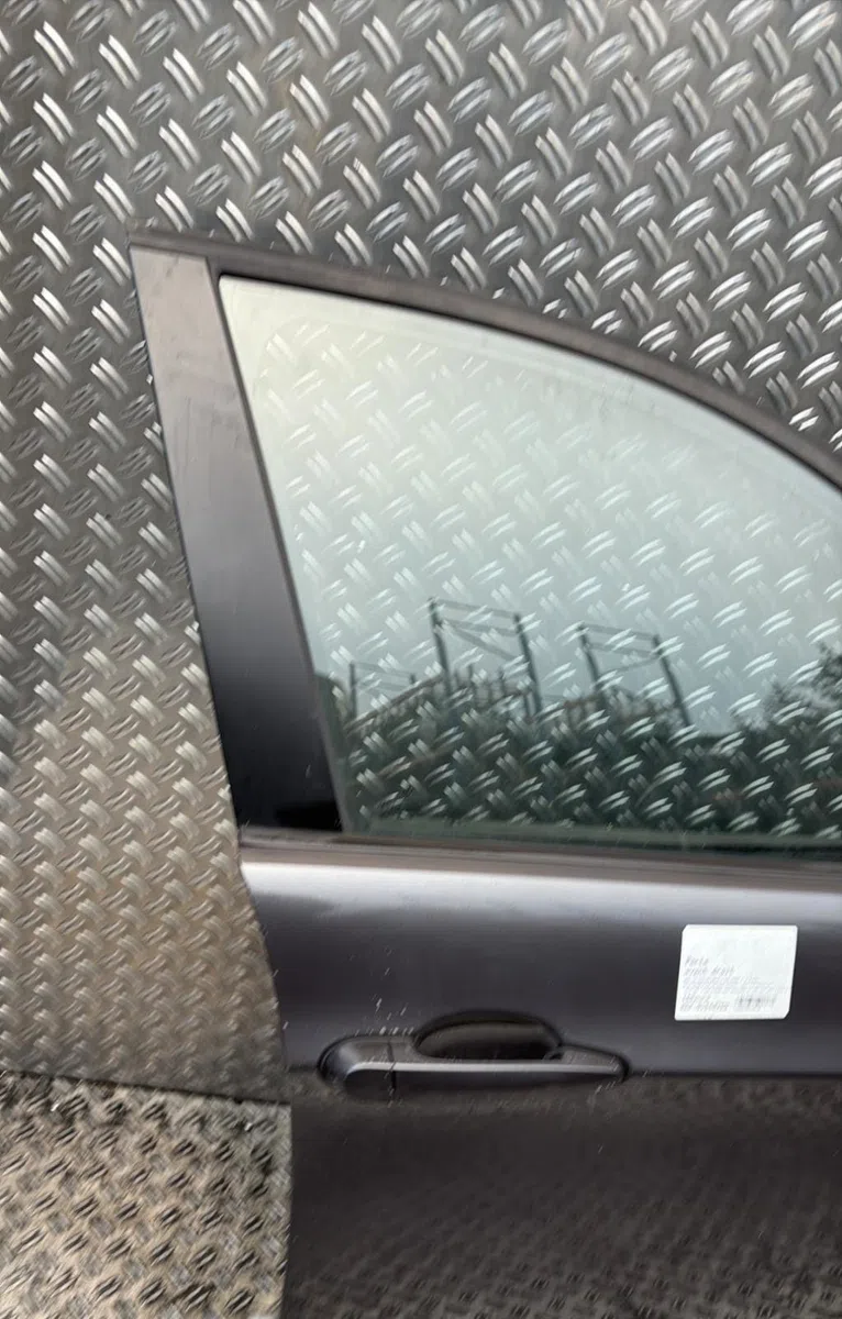 Porte avant droite Bmw 3 (E90) 318 d (2007-2011) occasion