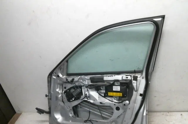 Porte avant droite Bmw 3 Touring (E46) 320 d (2000-2001) occasion
