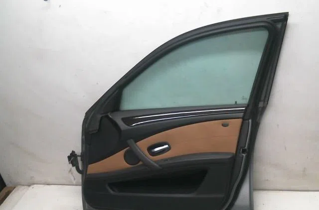Porte avant droite Bmw 5 Touring (E61) 525 xd (2007-2008) occasion