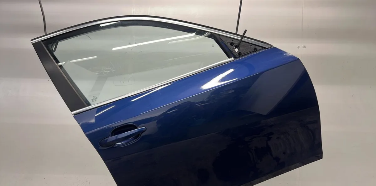 Porte avant droite BMW SERIE 5 E60 PHASE 1 occasion