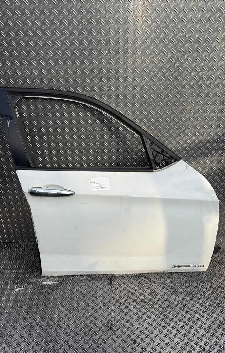 Porte avant droite Bmw X1 (E84) Xdrive 20 d (2009-2012) occasion