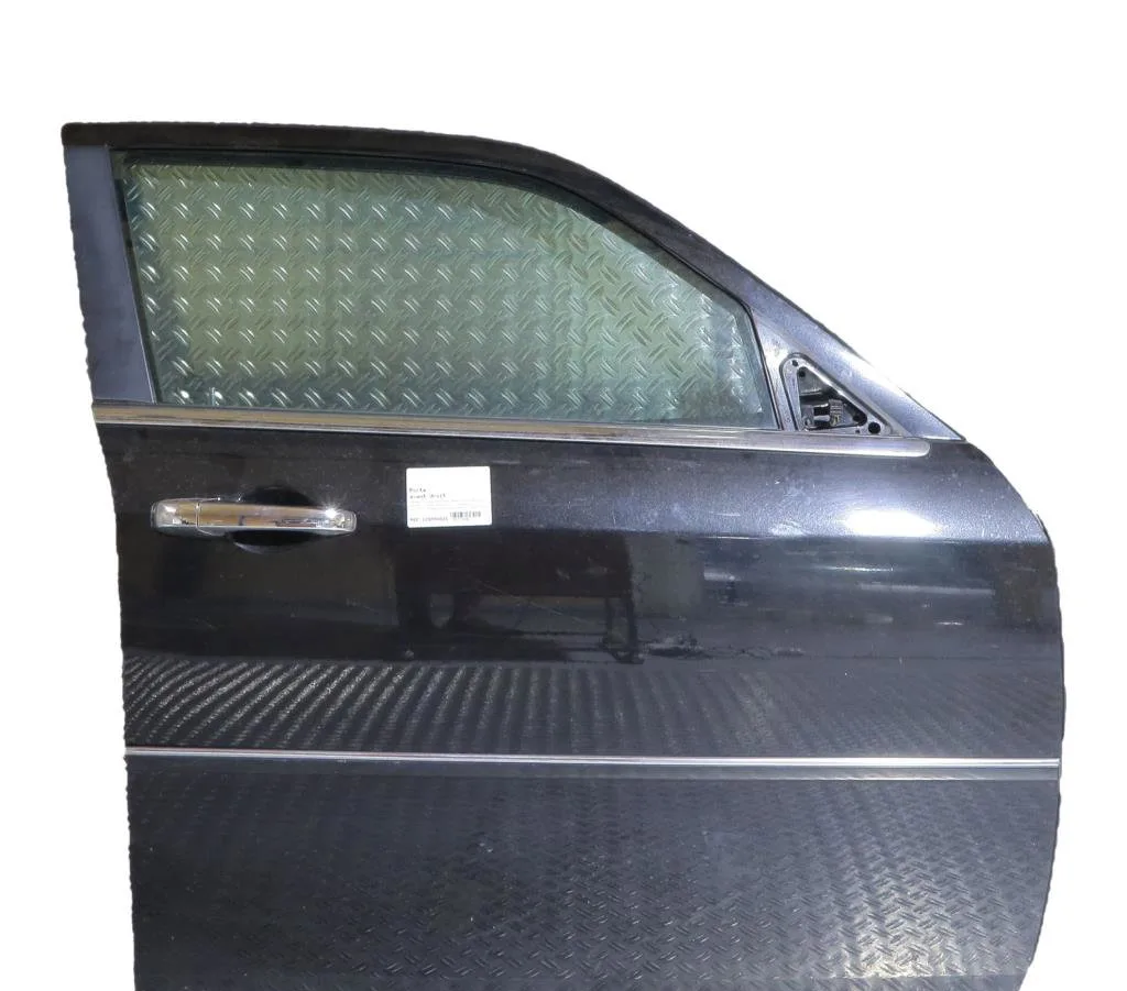 Porte avant droite CHRYSLER 300C PHASE 1 BREAK occasion