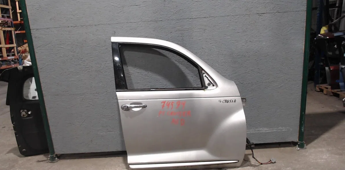 Porte avant droite CHRYSLER PT CRUISER  PT CRUISER PHASE 1 BREAK occasion