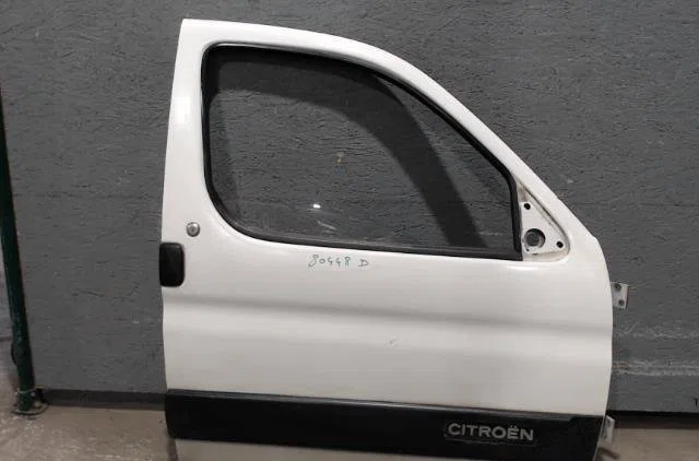 Porte avant droite CITROEN BERLINGO 1  0 occasion