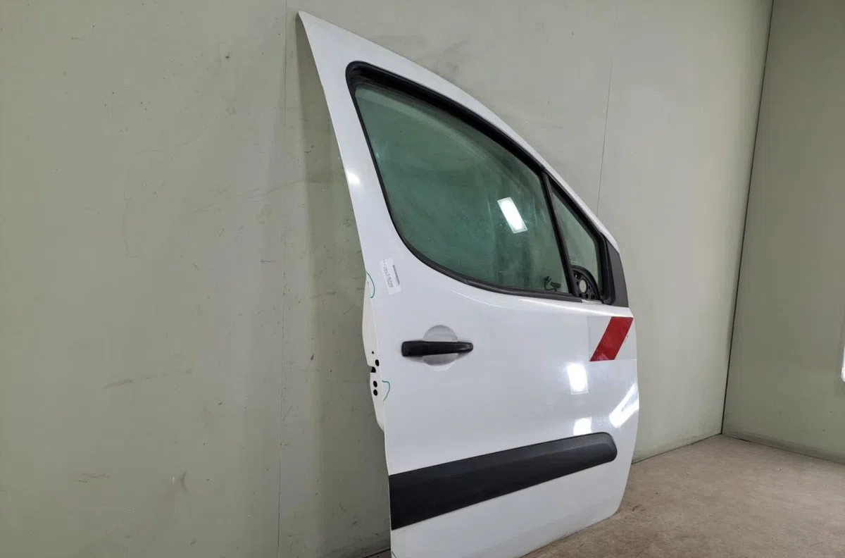 Porte avant droite Citroen BERLINGO Camionnette-Monospace (B9) 1.6 hdi 90 (2010-2017) occasion
