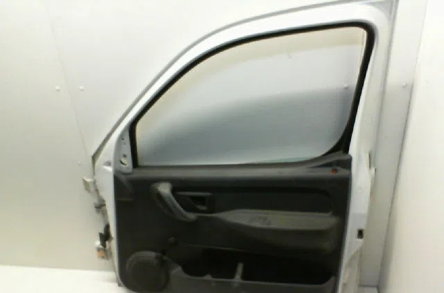 Porte avant droite CITROEN BERLINGO I occasion