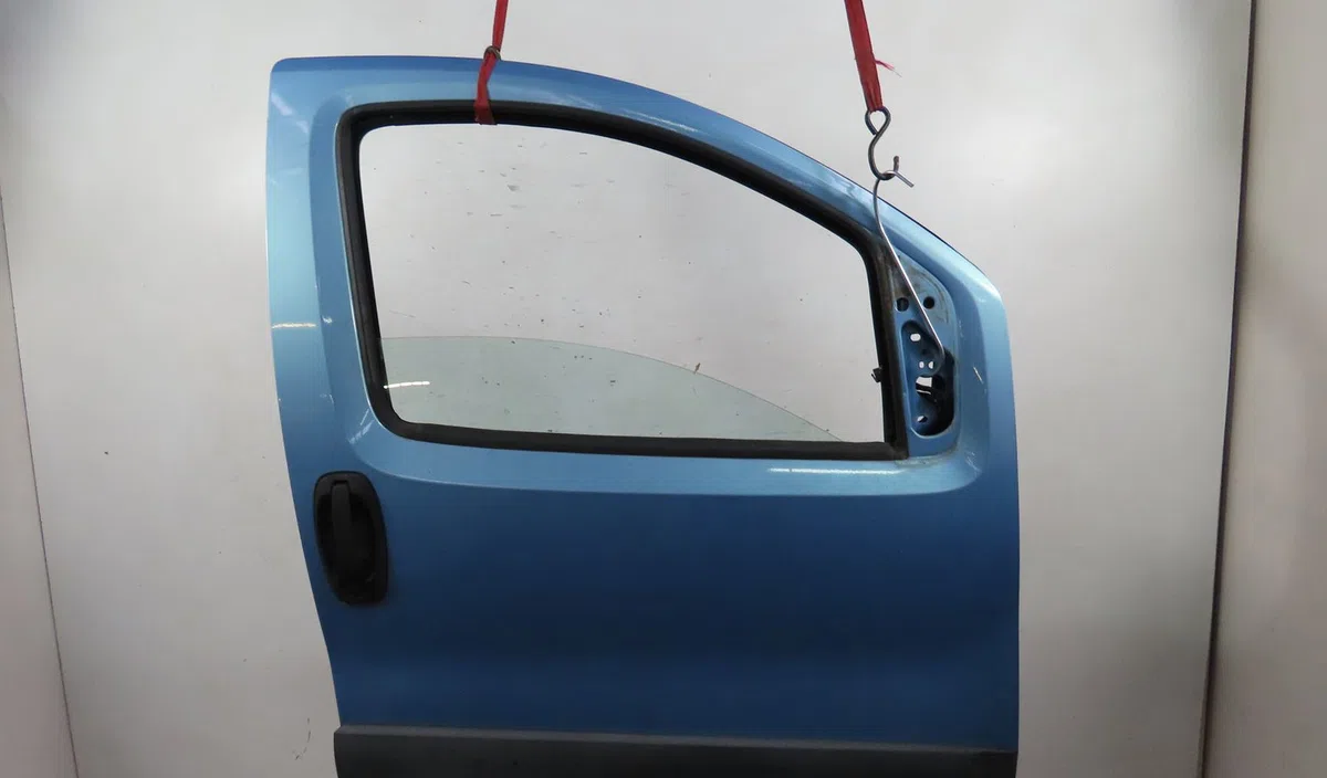 Porte avant droite CITROEN NEMO 2011 occasion