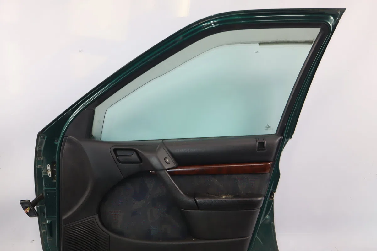 Porte avant droite Citroën XANTIA (X1_, X2_) 2.0 hdi 109 (1999-2003) occasion