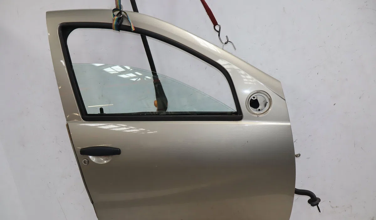 Porte avant droite Dacia DUSTER (HS_) 1.6 16v hi-flex (2010-2018) occasion