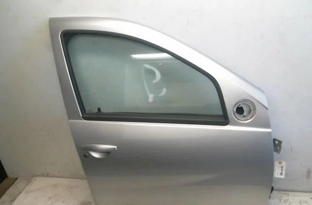 Porte avant droite DACIA DUSTER occasion