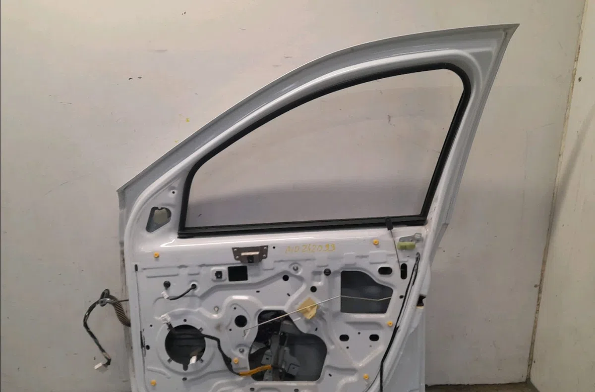 Porte avant droite DACIA DUSTER occasion