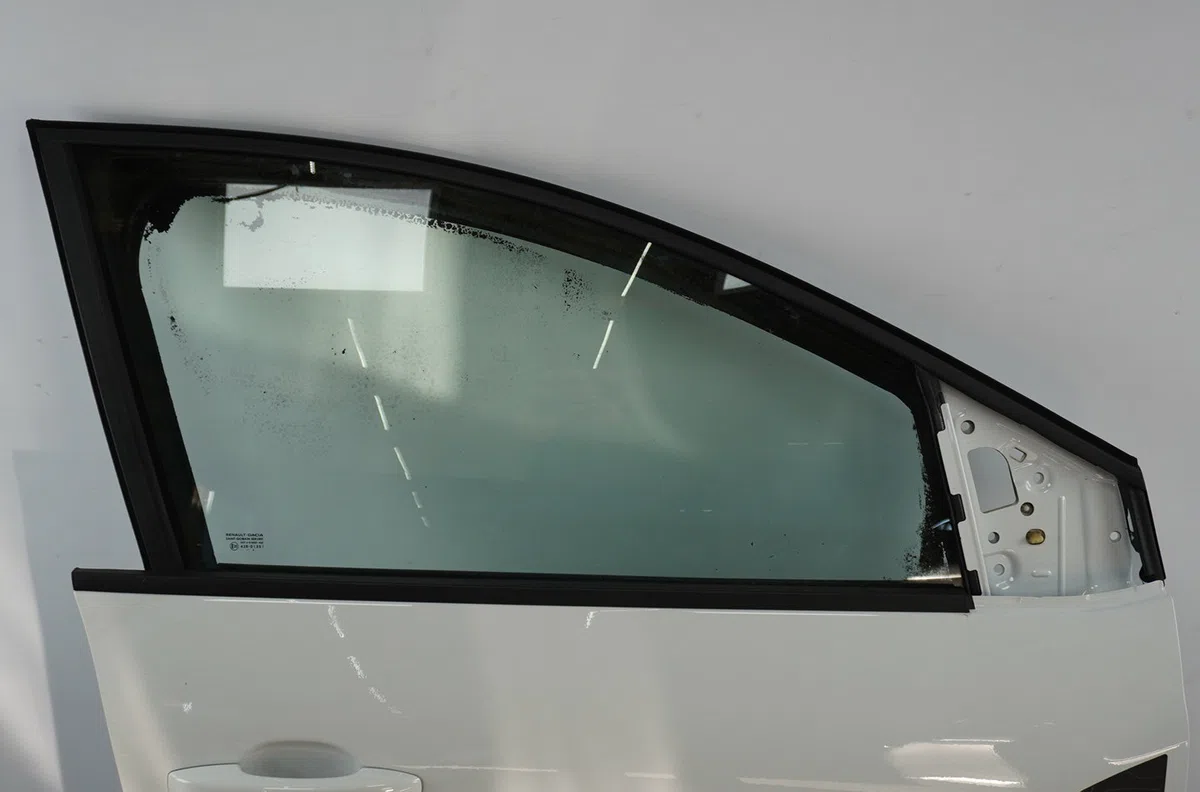 Porte avant droite Dacia JOGGER 1.6 hybrid 140 (2023) occasion