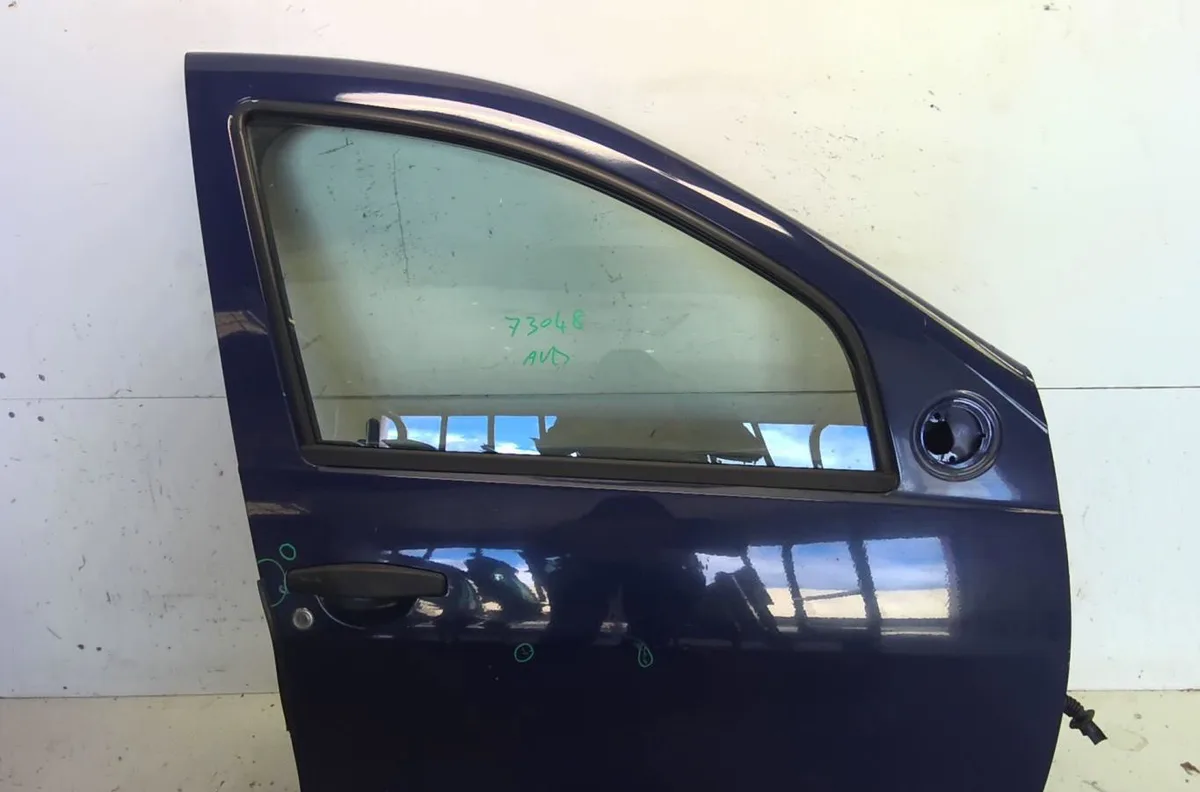 Porte avant droite Dacia SANDERO 1.4 (bs0c, bs0a, bs0g, bs1f, bs0e) (2008) occasion