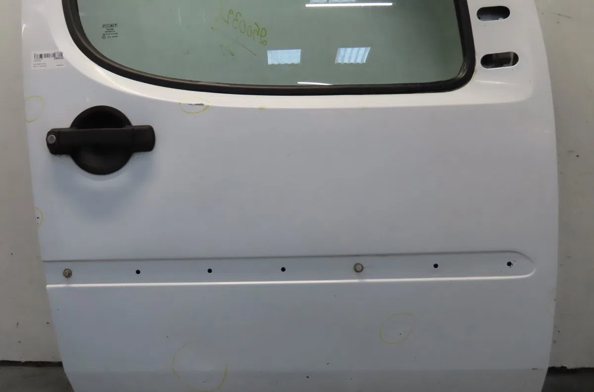 Porte avant droite FIAT DOBLO occasion