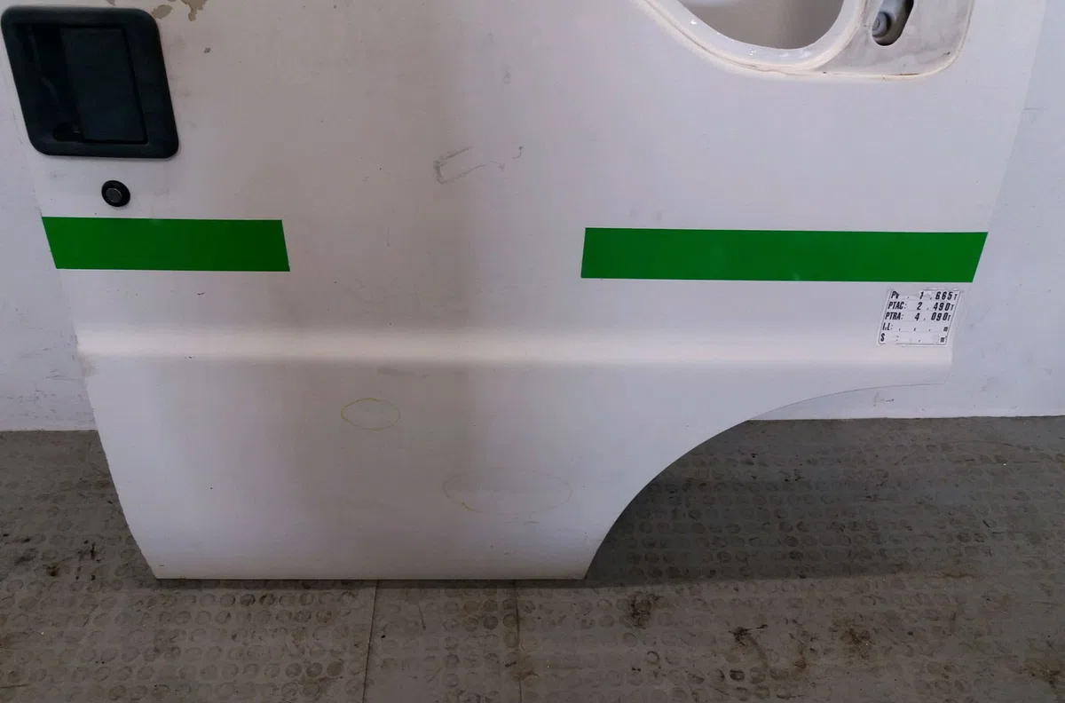 Porte avant droite Fiat DUCATO Camionnette (230_) 1.9 d (1994-2002) occasion