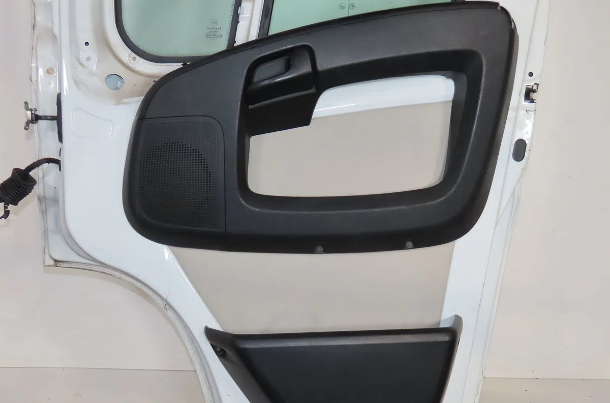 Porte avant droite Fiat DUCATO Camionnette (250_) 115 multijet 2,0 d (2011) occasion