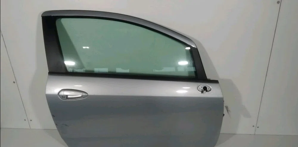 Porte avant droite Fiat GRANDE PUNTO (199_) 1.3 d multijet (2008) occasion