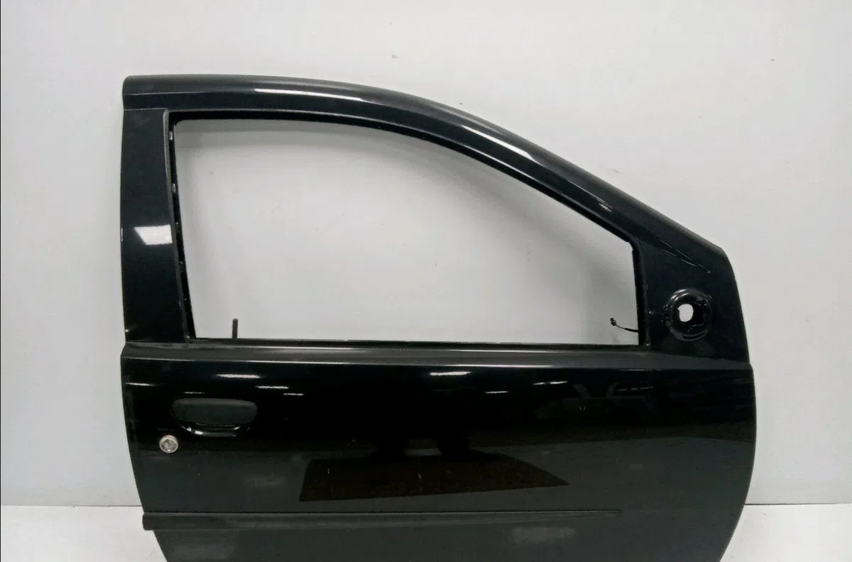 Porte avant droite Fiat PUNTO (188_) 1.2 60 (188.030, .050, .130, .150, .230, .250) (1999-2010) occasion
