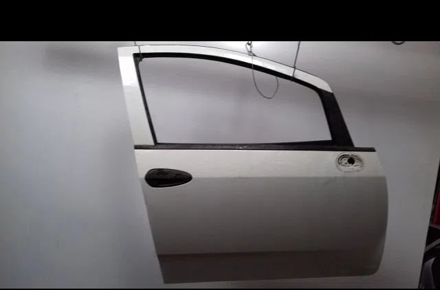 Porte avant droite Fiat PUNTO EVO (199_) 1.3 d multijet (199axc1a, 199bxc1a, 199axt1a, 199bxt1a) (2009-2012) 3 portes oc