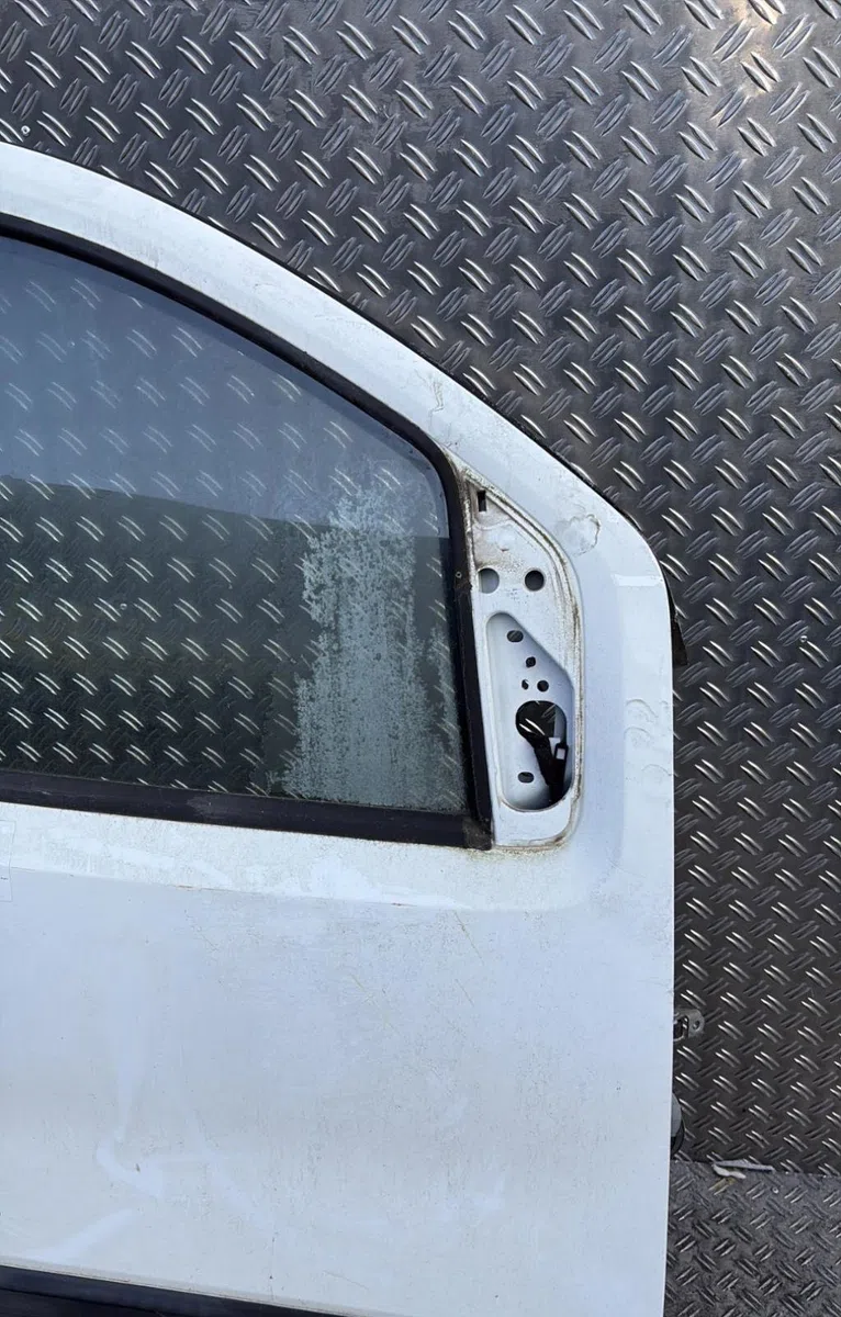 Porte avant droite Fiat QUBO (225_) 1.4 (225axa1a) (2008) occasion