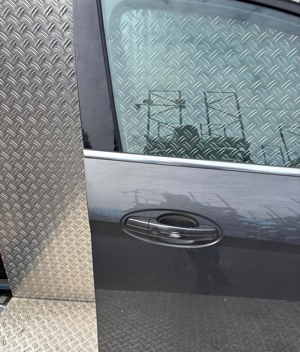 Porte avant droite Ford C-MAX II (DXA-CB7, DXA-CEU) 1.5 tdci (2015-2019) occasion