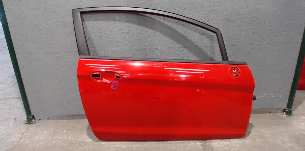 Porte avant droite FORD FIESTA 6  FIESTA 6 PHASE 1 occasion