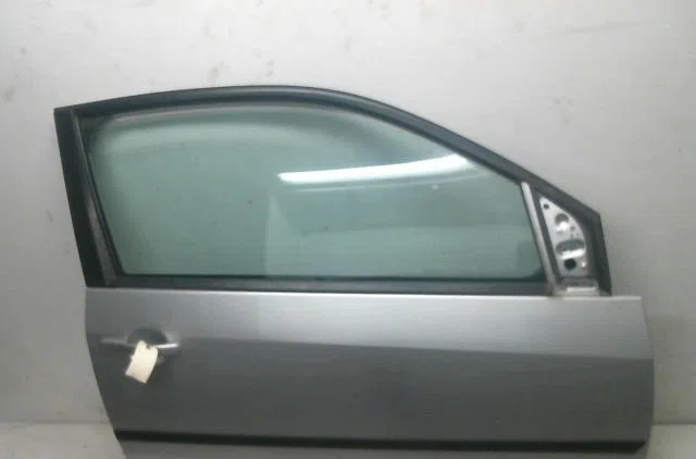 Porte avant droite Ford FIESTA V (JH_, JD_) 1.4 tdci (2001-2008) 5 portes occasion