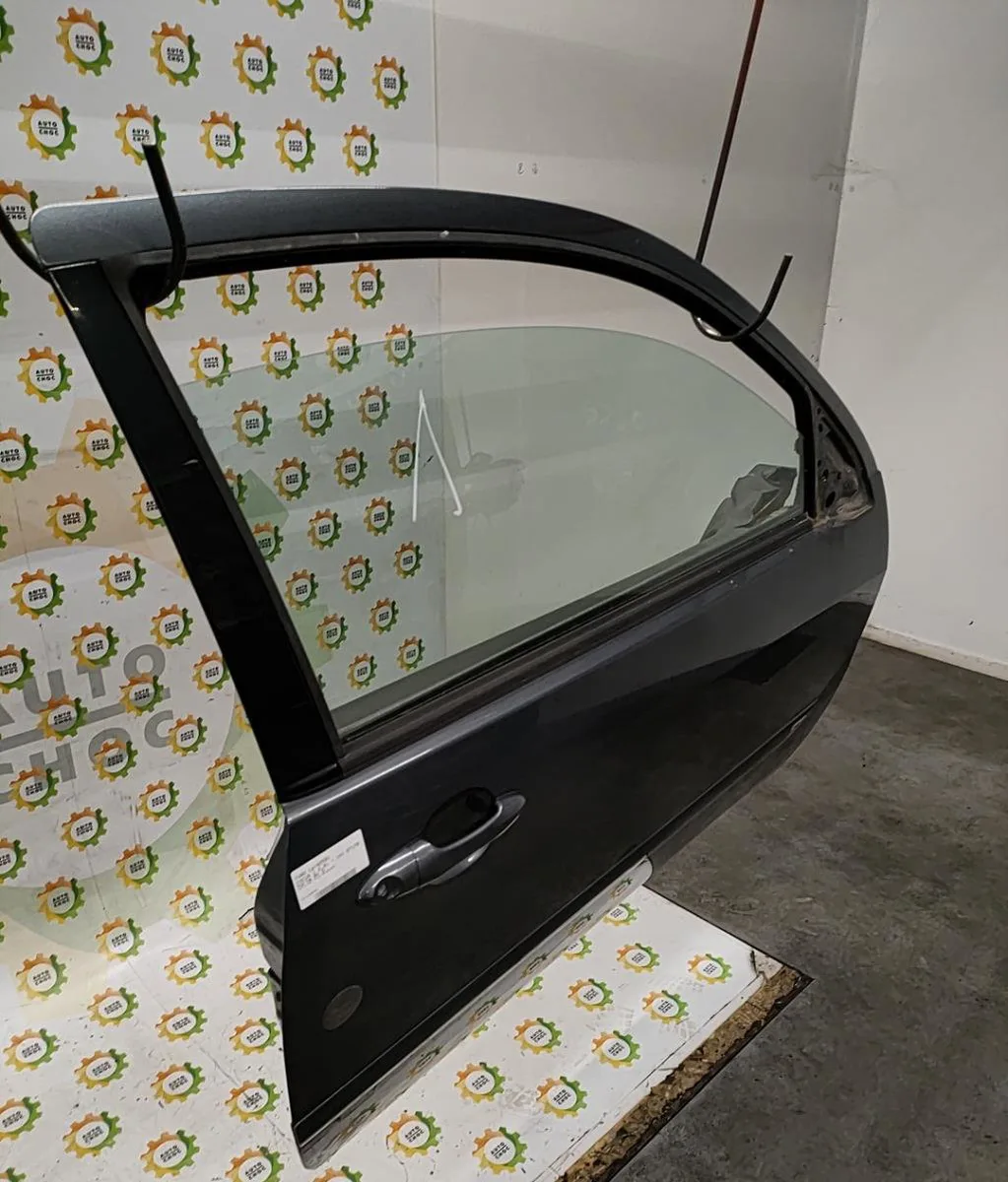 Porte avant droite FORD FOCUS 1 occasion