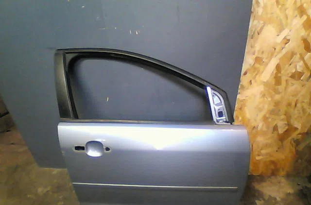 Porte avant droite Ford FOCUS II (DA_, HCP, DP) 1.8 tdci (2005-2012) occasion
