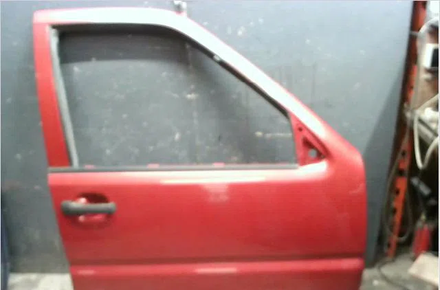 Porte avant droite Ford MAVERICK (UDS, UNS) 2.7 td (1993-1996) occasion