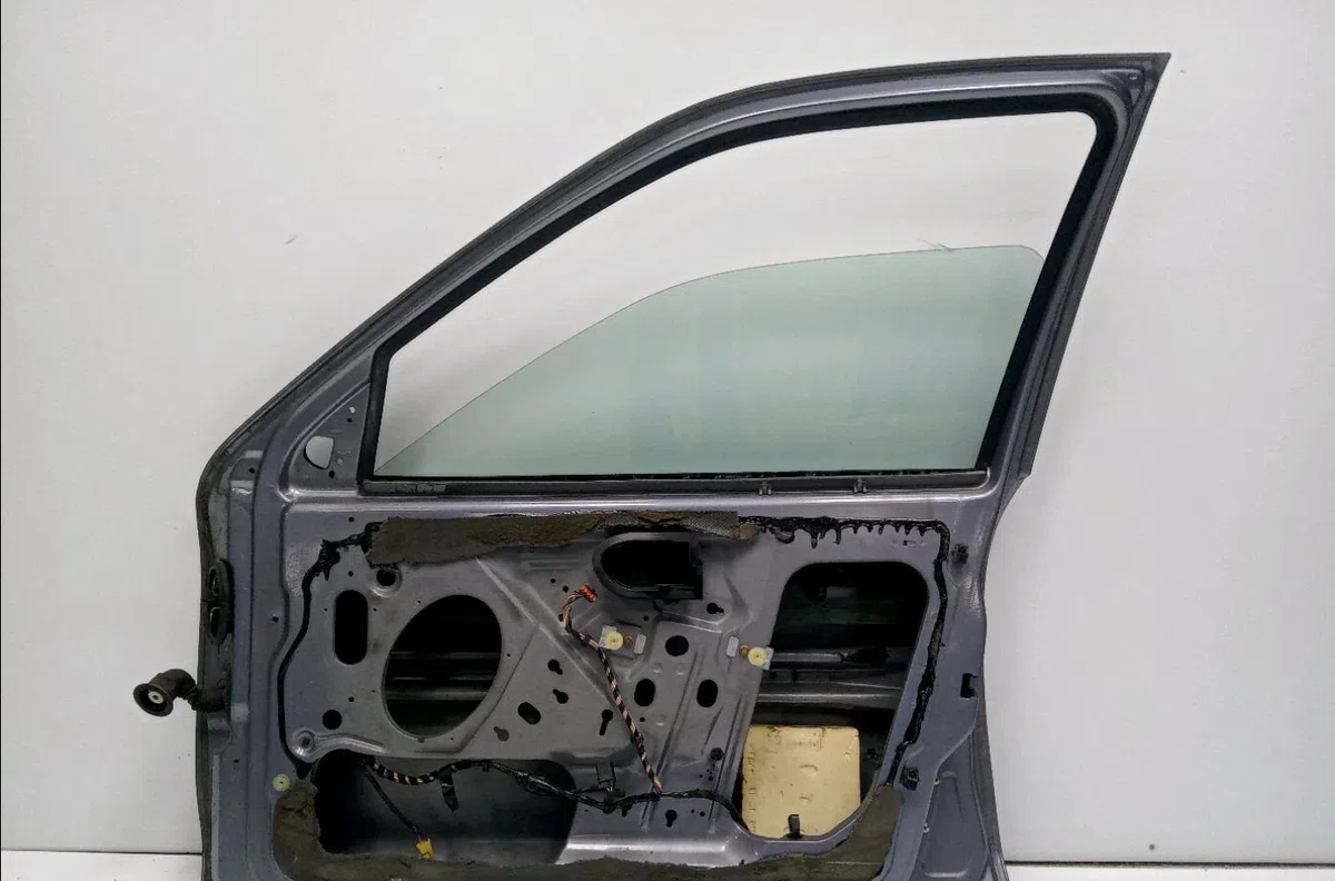 Porte avant droite Ford MONDEO II (BAP) 1.8 i (1996-2000) occasion