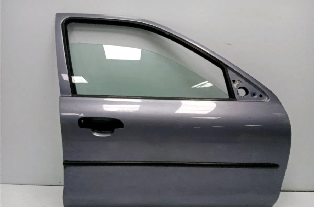 Porte avant droite Ford MONDEO II (BAP) 1.8 i (1996-2000) occasion
