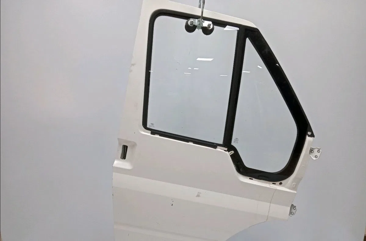 Porte avant droite Ford TRANSIT Camionnette (FA_ _) 2.4 tde (2001-2006) occasion