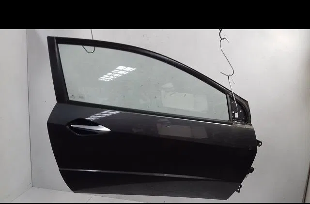 Porte avant droite Honda CIVIC VIII Hatchback (FN, FK) 1.4 (fk1, fn4) (2008) occasion