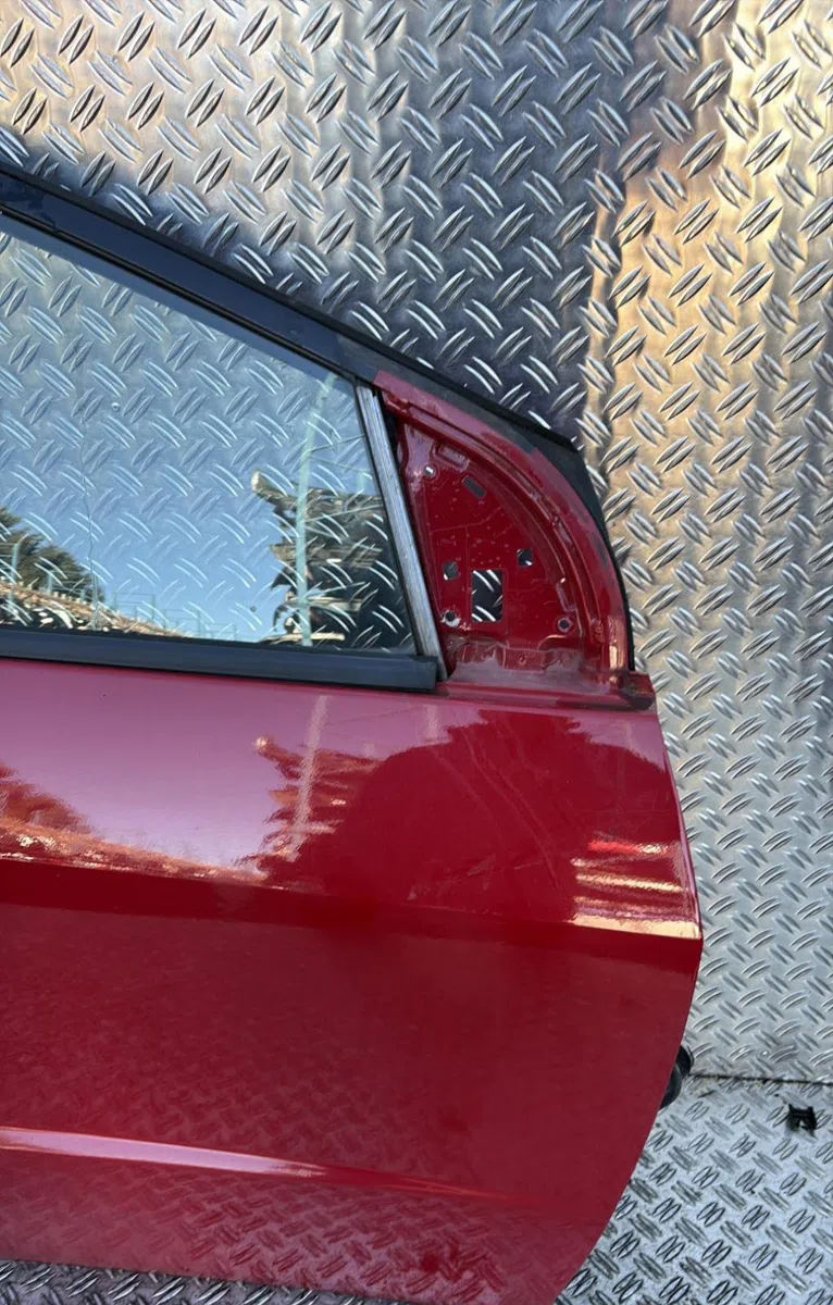 Porte avant droite Honda CIVIC VIII Hatchback (FN, FK) 1.8 (fn1, fk2) (2005) occasion
