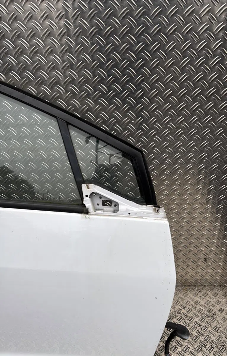 Porte avant droite Honda INSIGHT (ZE_) 1.3 ima (ze28, ze2) (2009) occasion